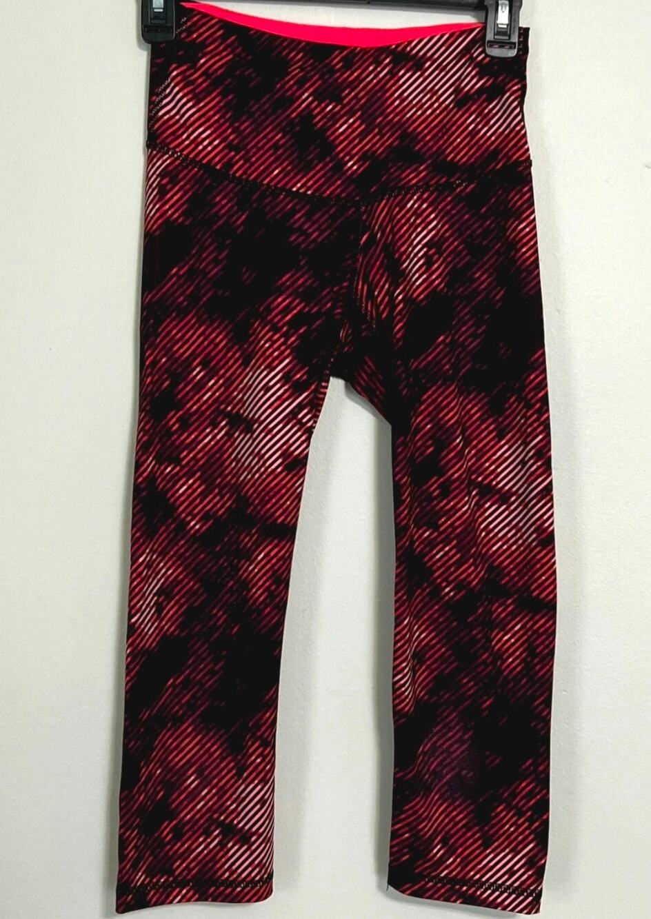 Medium Vintage Stretchy Cropped Leggings